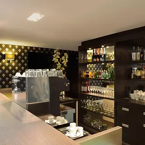 Hotel La Prima Fashion ****
